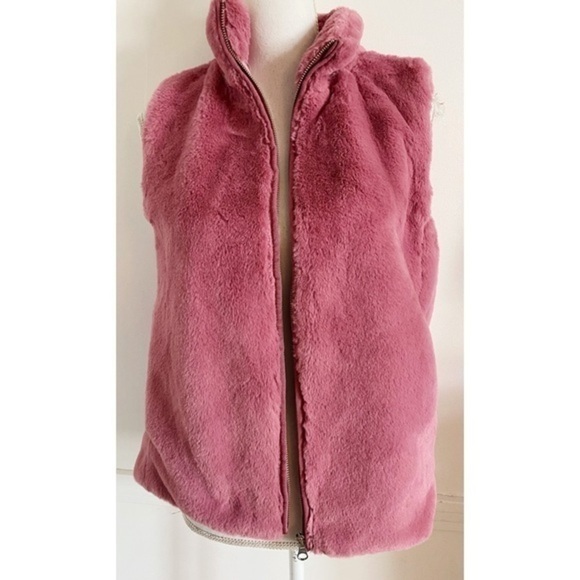 J. Crew • Gauva Berry Pink Faux Fur Vest - Picture 5 of 10